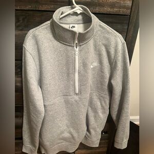 Nike Men’s Light Gray Quarter-Zip Pullover Sweatshirt